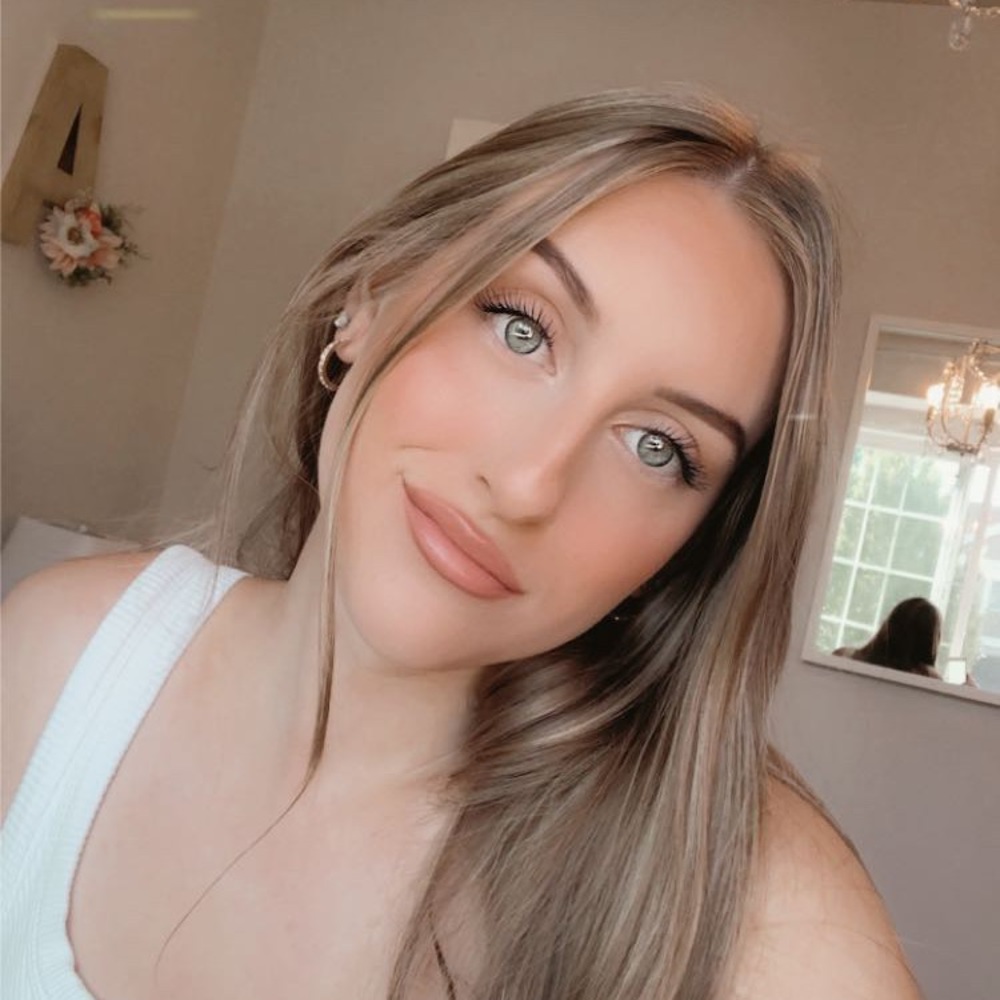 Meet your Posher, Annika